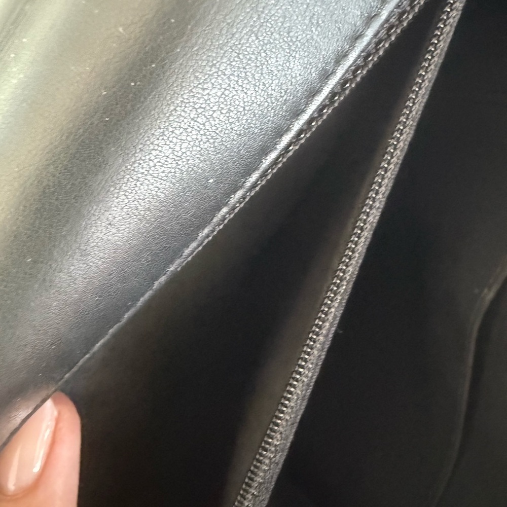 Chanel Black Quilted Crossbody Bag XL - Picture 10 of 16